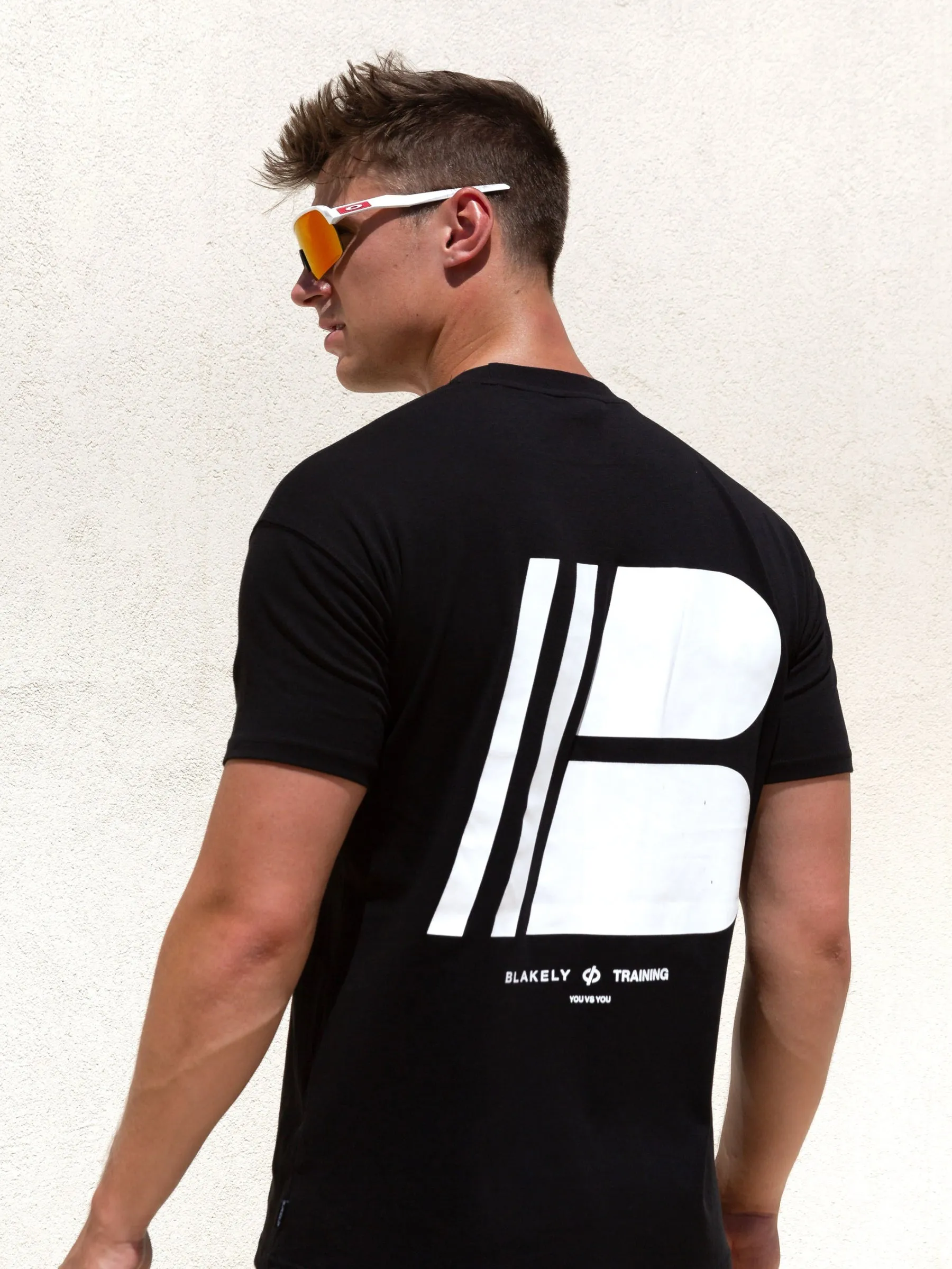 Apex Relaxed T-Shirt - Black