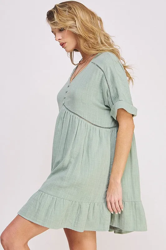 TEXTURED SHORT SLV BUTTON DOWN V-NECK SHORT DRESS